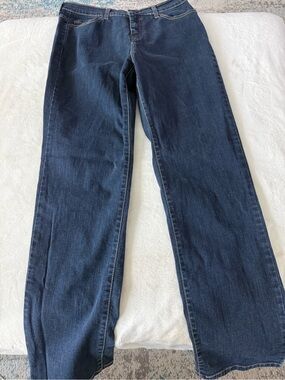 Levi’s Perfectly Slimming 512 Straight Leg Stretch Jeans Women Size 12 M D89